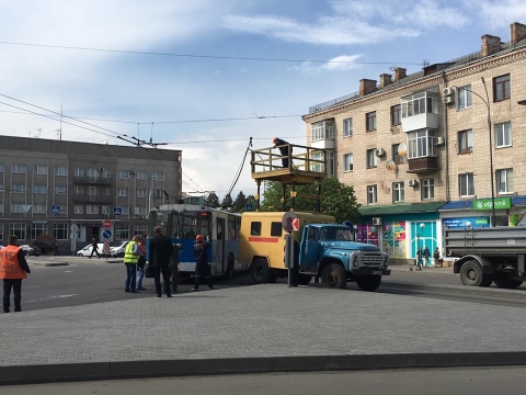 У Вінниці зупинились тролейбуси - фото 1