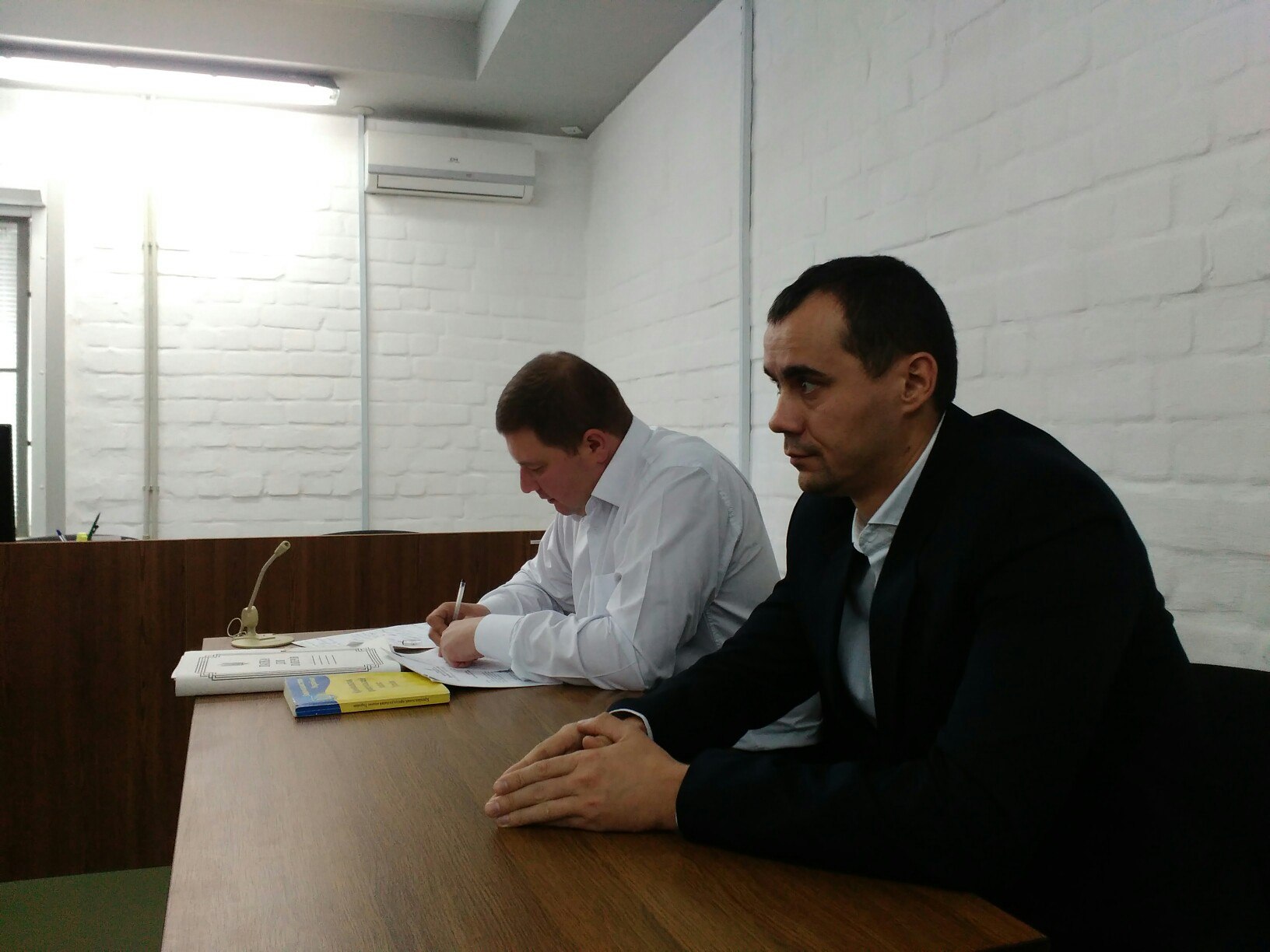 Адвокати Романчука хочуть допитати у суді депутатів Миколаївської облради - фото 2