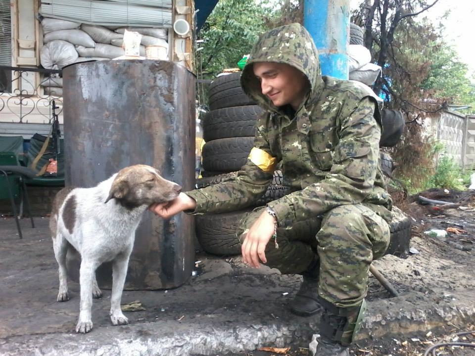 Чим займаються на Донбасі найкращі друзі бійців АТО - фото 7