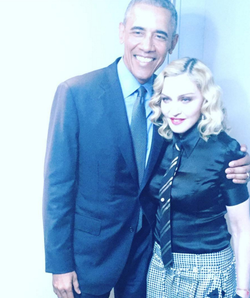 Як Обама Мадонну обіймав - фото 1