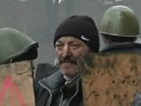 Силовики розшукують п’ятьох чоловіків, обізнаних про вбивства на Майдані  (ФОТО) - фото 3