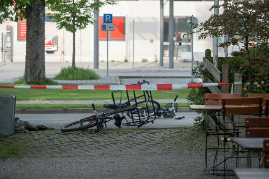 В Німеччині сталась різанина на вокзалі, є загиблий - фото 1