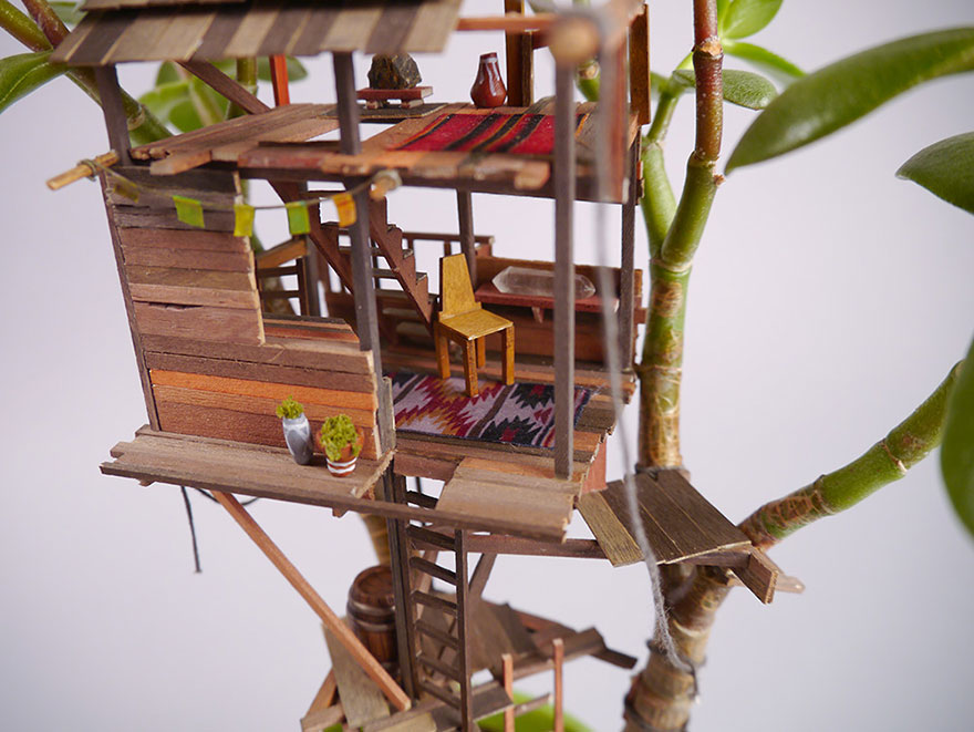 Як виглядають мініатюрні будиночки на кімнатних рослинах - фото 2
