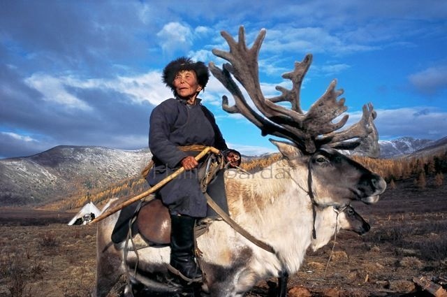 Як неймовірно виглядає життя монгольського загубленого племені  - фото 12