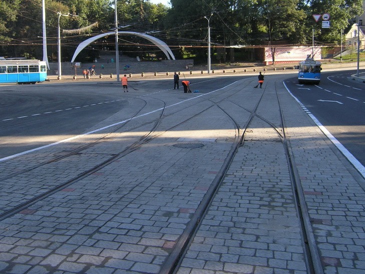 Реконструкцію площі Гагаріна у Вінниці завершено - фото 1