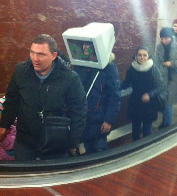 35 неймовірних диваків у метро - фото 3