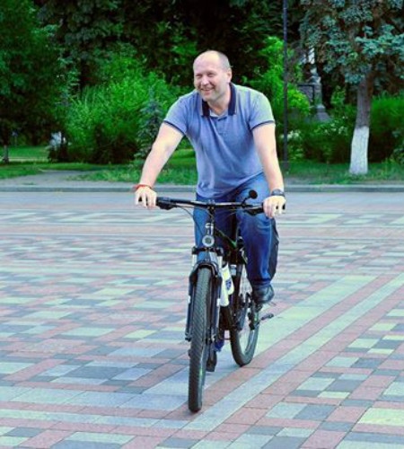 Нардеп Береза "віджав" поліцейський  велосипед - фото 1