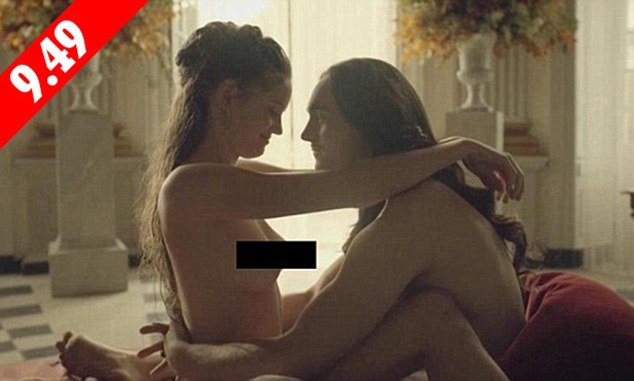 Сім сцен сексу та голі тіла: Британцям покажуть, як розважалися королі - фото 4