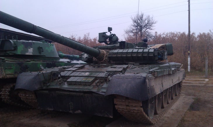 Т-64Б из состава 17-й отдельной танковой бригады на полигоне - фото 5