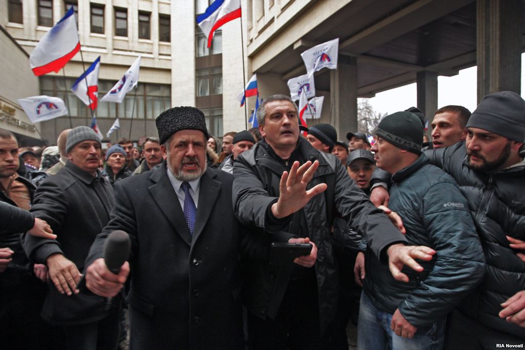 Хроніки окупації Криму: мітинг 26 лютого - фото 12