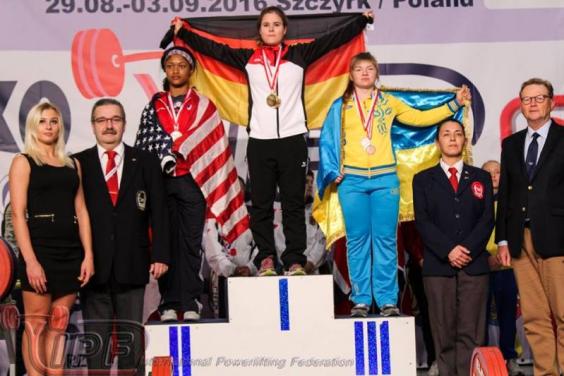 Юна харків’янка привезла "бронзу" з чемпіонату світу з пауерліфтингу - фото 1