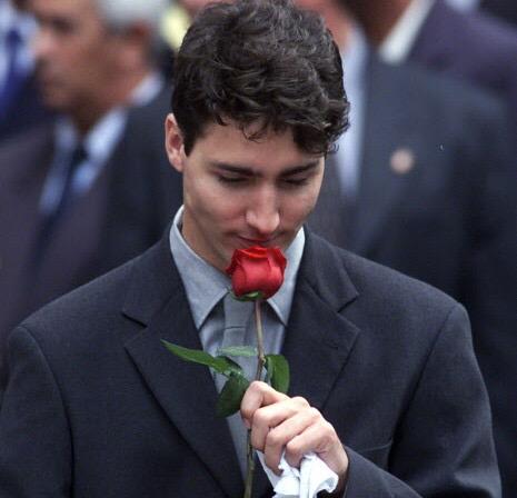 ТОП-10 найеротичніших фото канадського прем'єра, який їде в Україну - фото 10