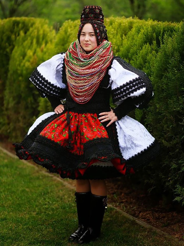 ТОП-10 найяскравіших традиційних весільних костюмів зі всього світу  - фото 9