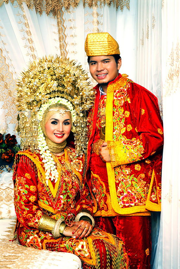 ТОП-10 найяскравіших традиційних весільних костюмів зі всього світу  - фото 7