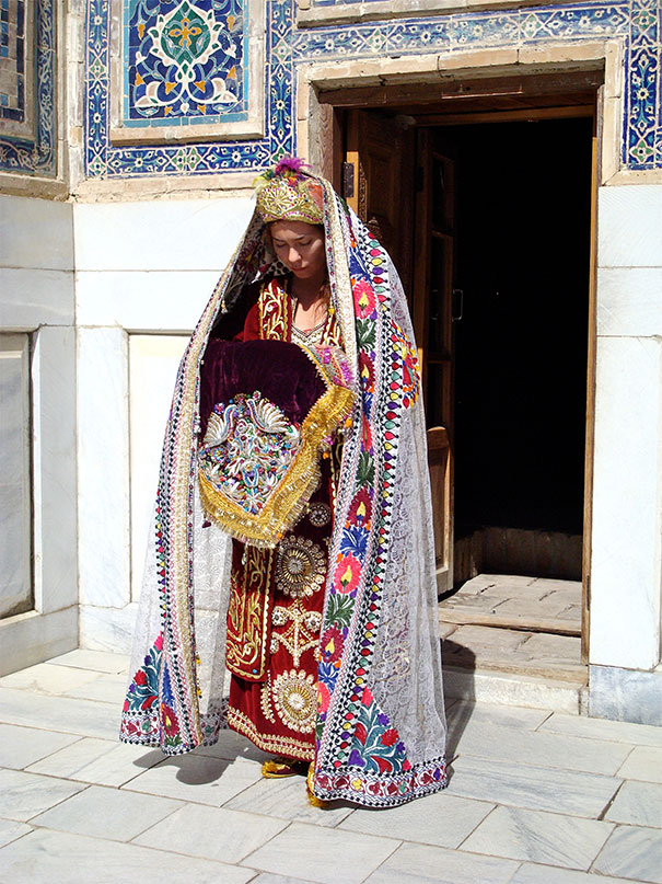 ТОП-10 найяскравіших традиційних весільних костюмів зі всього світу  - фото 1