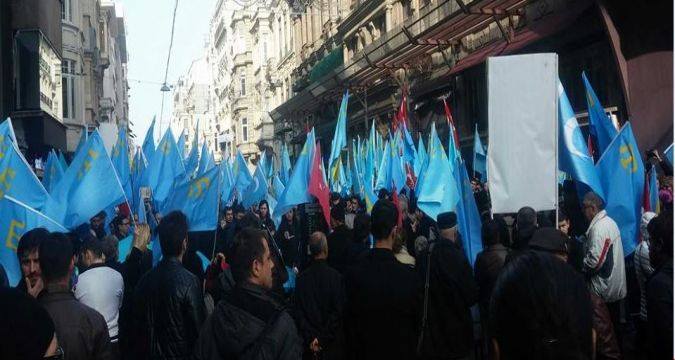 Як у Туреччині протестували проти окупації Криму - фото 2