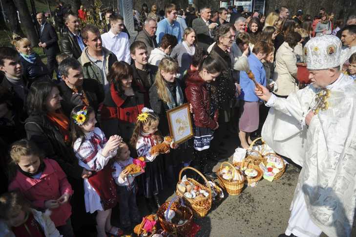 Як святкують Великдень в Україні - фото 9