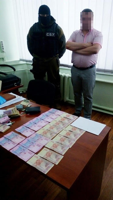 Харківські чиновники ставили на лічильник РАГСи (ФОТО) - фото 2