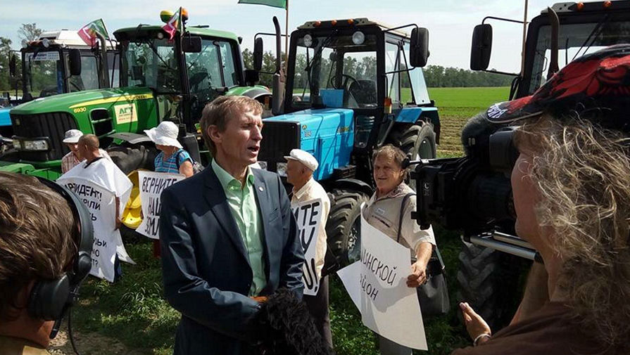 Кубанські фермери "тракторним маршем" ідуть на Москву - фото 2