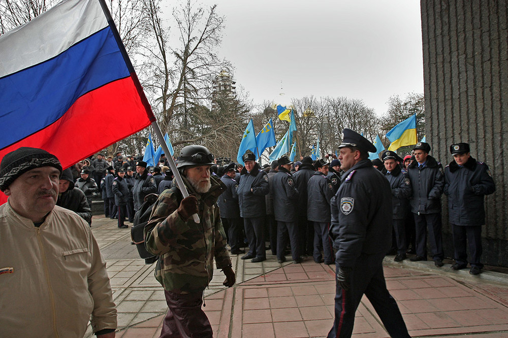 Хроніки окупації Криму: мітинг 26 лютого - фото 4