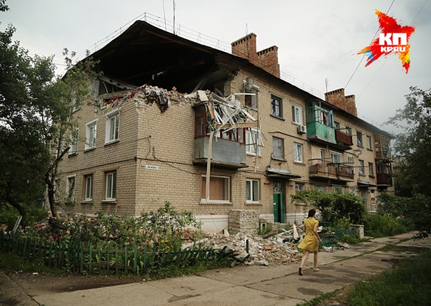 В окупованій Горлівці загинуло дві людини в наслідок бойових дій: будинки зруйновано (ФОТО) - фото 1