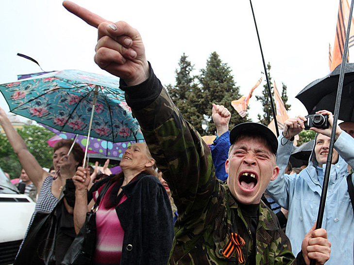 Підсумки тижня в "ЛНР": Голодні бунти в Антрациті та викрадення проукраїнської молоді - фото 1