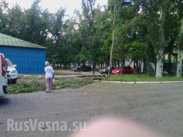 У Донецьку здійснили замах на Моторолу: підірвали авто (ФОТО) - фото 2