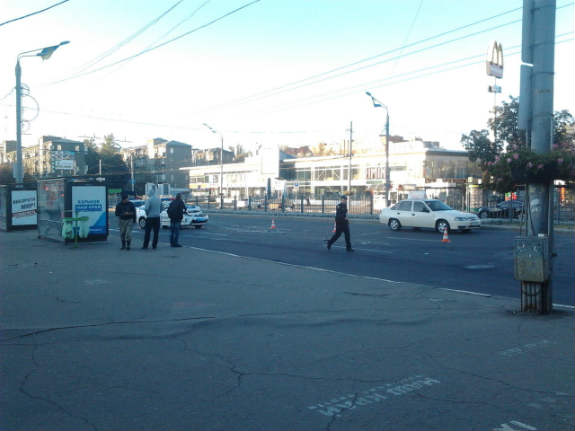 У Харкові внаслідок наїзду поліцейського авто на маршрутку ніхто не постраждав (нове фото) - фото 3