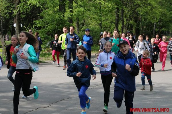 Вінничани бігли заради допомоги хворим дітям - фото 3