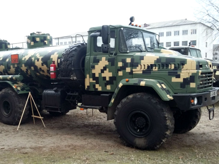 "АвтоКраз" представив на військових зборах свої нові розробки - фото 1