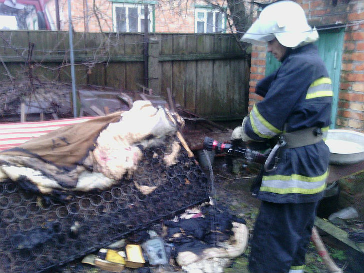 На Полтавщині в пожежі загинула 82-річна пенсіонерка - фото 1