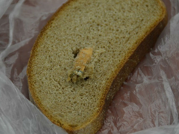 У Полтаві жінка купила хлібину з недопалком від "Кулиничів" - фото 1