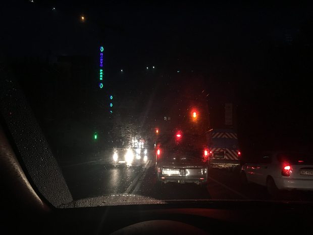 Львівські водії скаржаться на запізніле освітлення вулиць (ФОТО) - фото 2