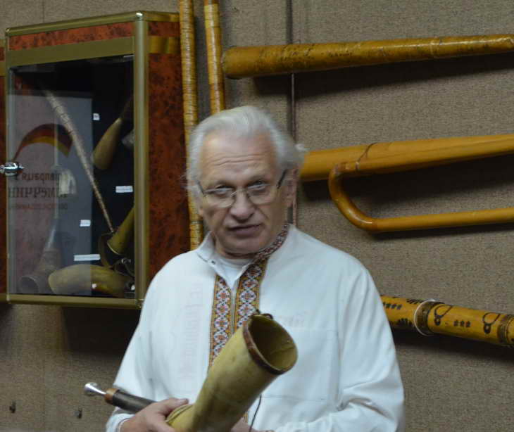 Свою колекцію українських музичних інструментів етномузиколог Любомир Кушлик називає душею українського народу  - фото 3