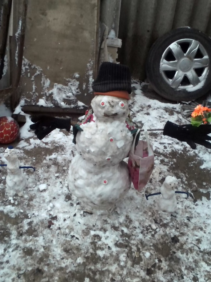 У спільноті Типовий Мелітополь городяни влаштували справжній флешмоб: хизуються першими сніговиками цієї зими - фото 7