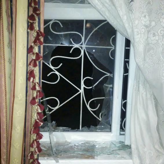 У Маріуполі стався вибух біля житловго будинку (ФОТО) - фото 1