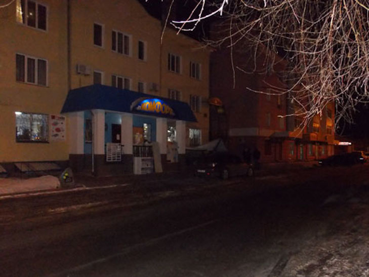 У Миргороді бандити на чорній Toyota Camry пограбували місцевого підприємця - фото 1