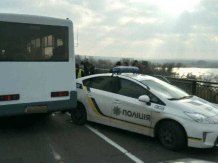 На Полтавщині поліцейський Prius потрапив в ДТП - фото 1