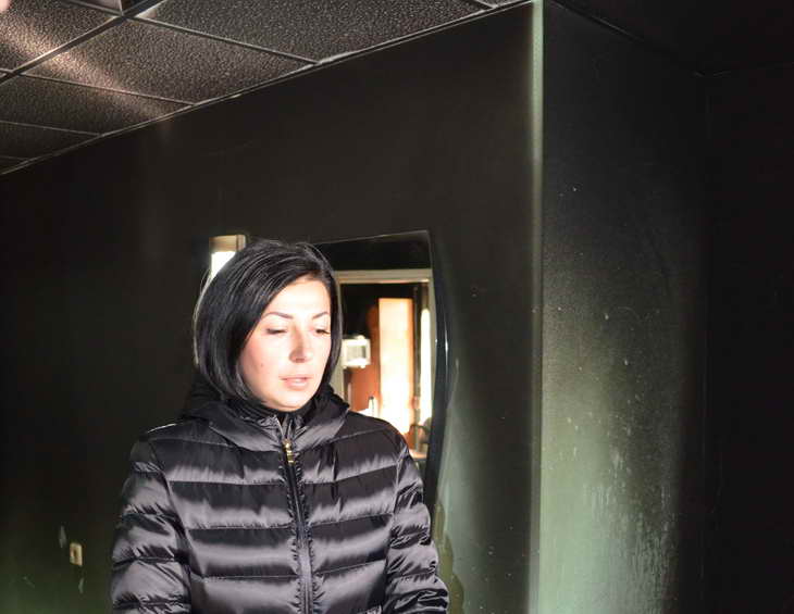 Невеличка перукарня на одній з центральних вулиць Запоріжжя мало не вщент вигоріла після нічного нападу   - фото 4