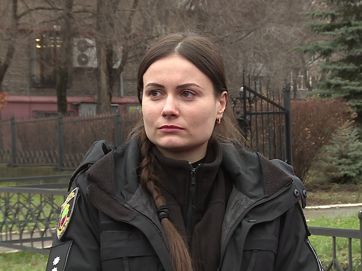 У Запоріжжі жорстоко побилися дівчата-патрульні У Запоріжжі жорстоко побилися дівчата-патрульні - фото 1