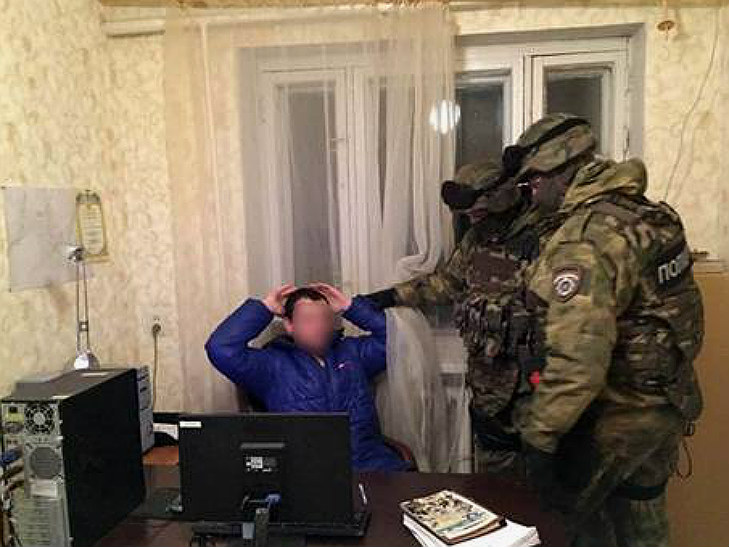 На Полтавщині затримали харків'янина за спробу підкупу слідчого поліції - фото 1