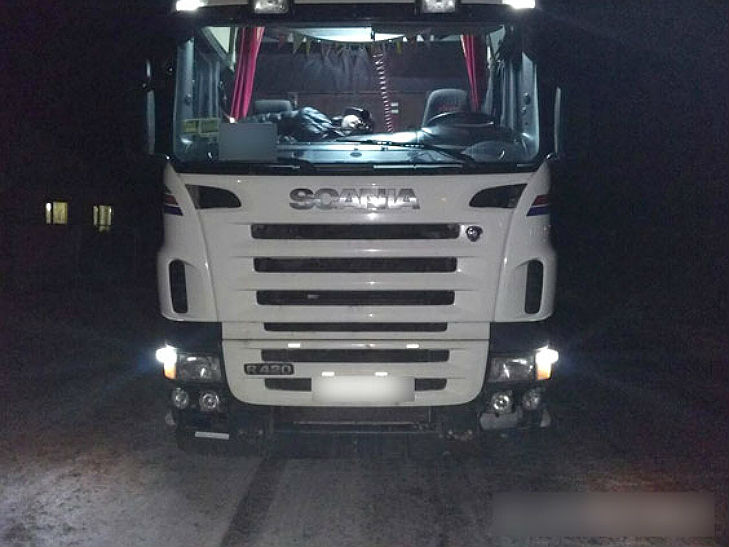 На Полтавщині знову затримали вантажівки із львівським сміттям - фото 1