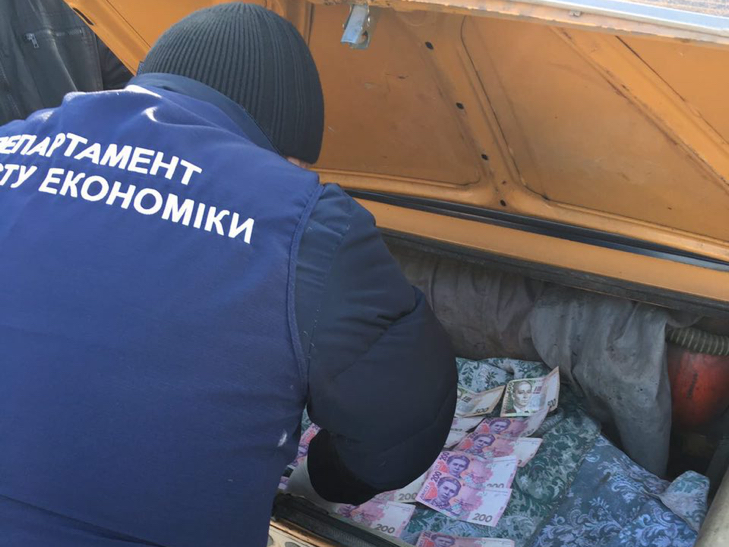 На Хмельниччині попався на хабарі головний лікар - фото 1 На Хмельниччині попався на хабарі головний лікар - фото 1