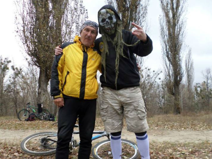 В Полтаві пройшов велопробіг з нагоди свята Хелловін - фото 1