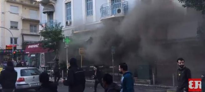 У центрі Афін пролунав потужний вибух (ФОТО, ВІДЕО) - фото 1