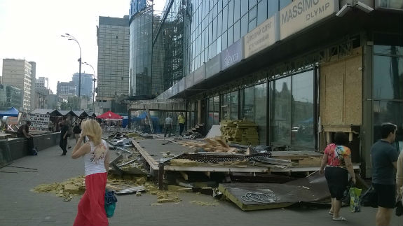 Навколо легендарного універмагу в Києві відбувається містика - фото 4