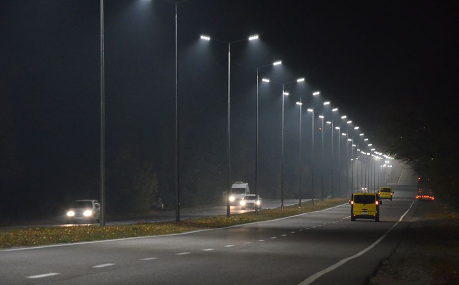 На виїзді з Вінниці встановили сотню нових ліхтарів  - фото 1