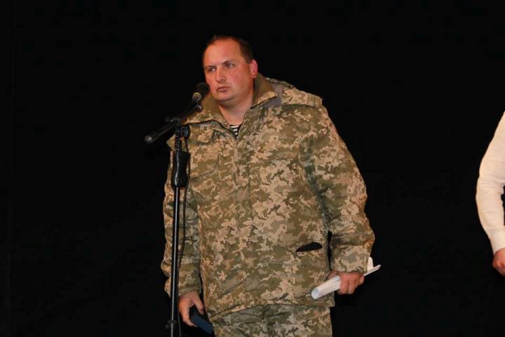У Мукачеві військових нагородили медалями "Захисник рідної землі" - фото 2