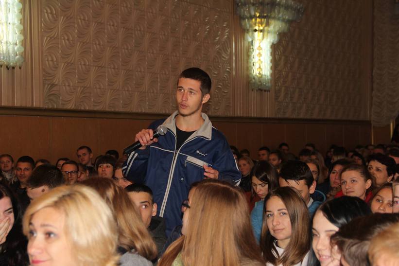 Міністр Петренко пожалівся вінницьким студентам на свою маленьку зарплату - фото 1
