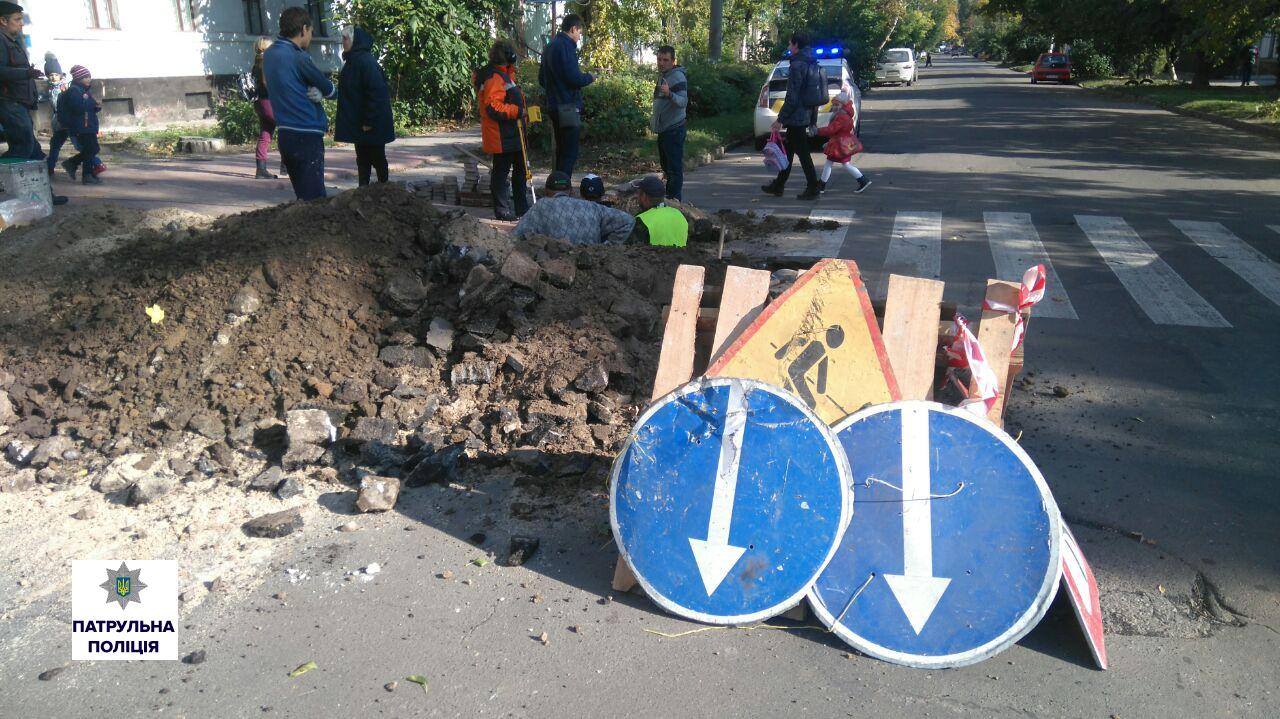 Миколаївські дорожники підключали будинок до газу без дозволів поліції